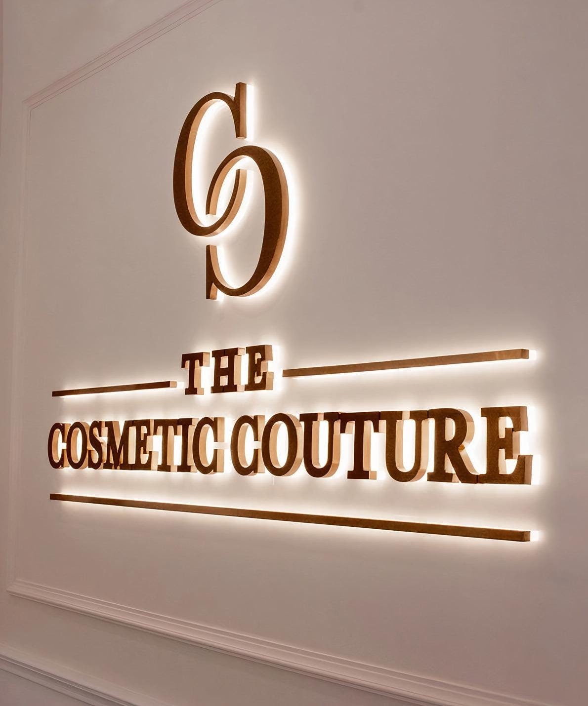 Personalized Aesthetic Clinic Sign
