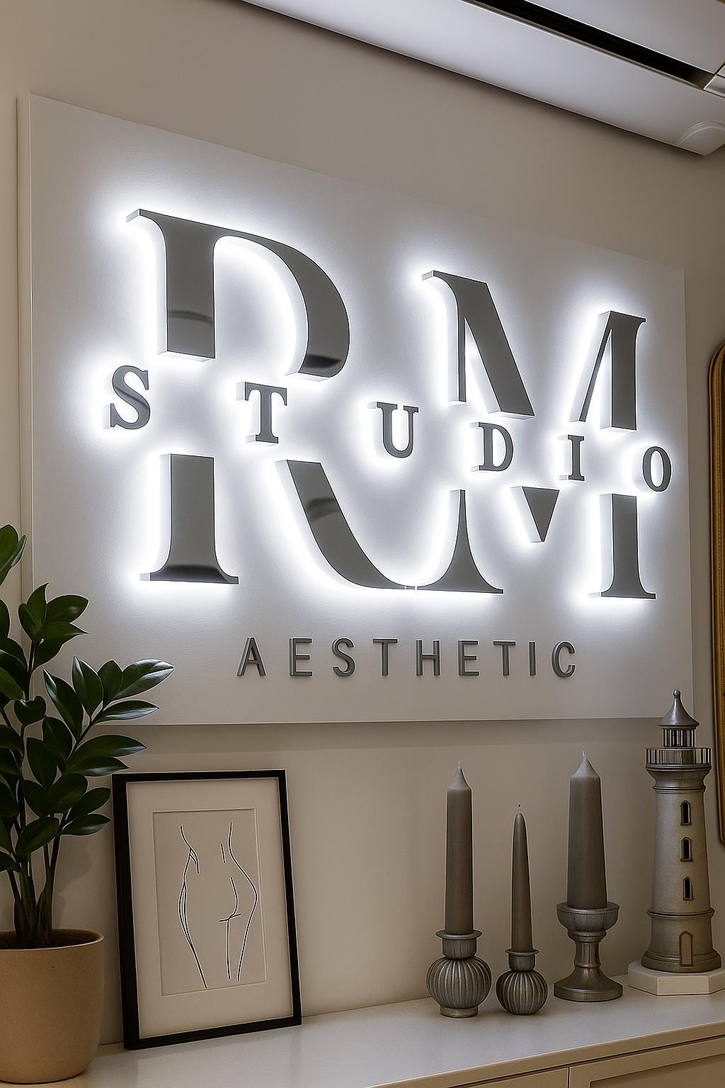 Personalized Aesthetic Clinic Sign